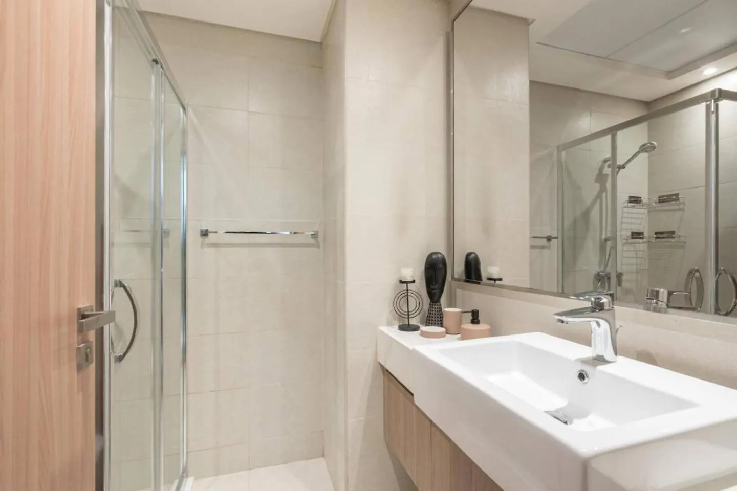 Superb 1Br Apartment Near Crystal Lagoon Dubai